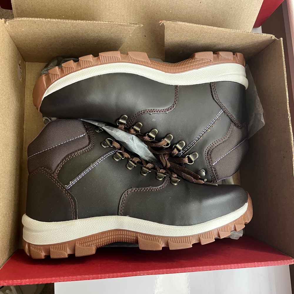 Shoes for outdoor walk brand Andrea Size 9